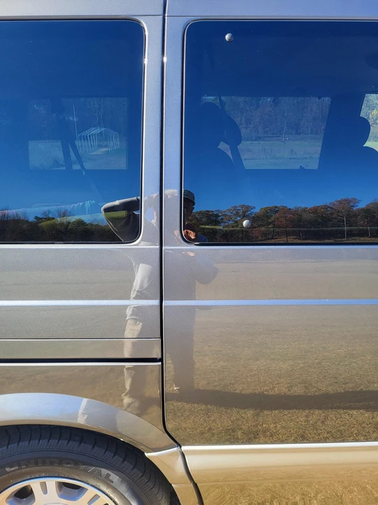 2005 GMC Savana - Image 22 of 31