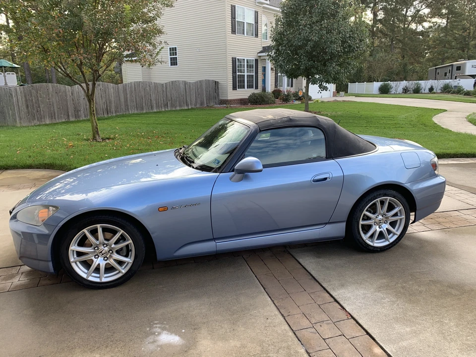 2005 Honda AP2 S2000 - Image 2 of 31