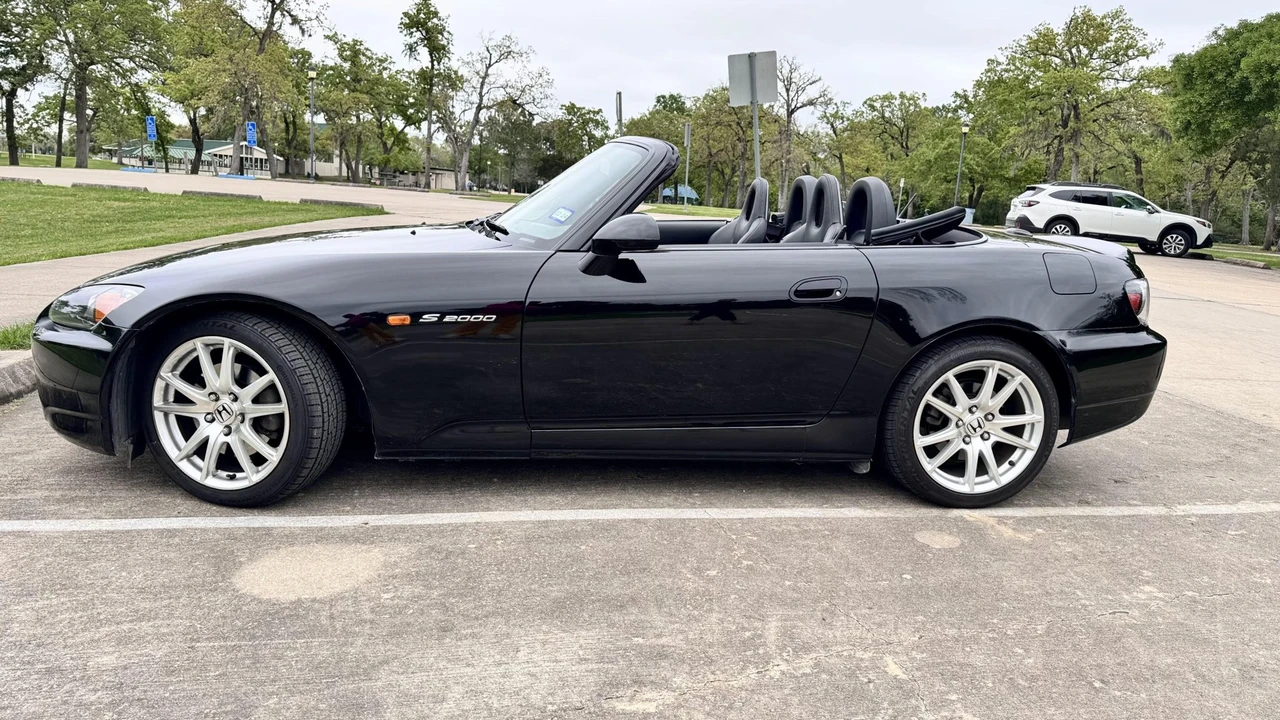 2005 Honda AP2 S2000 - Image 5 of 31