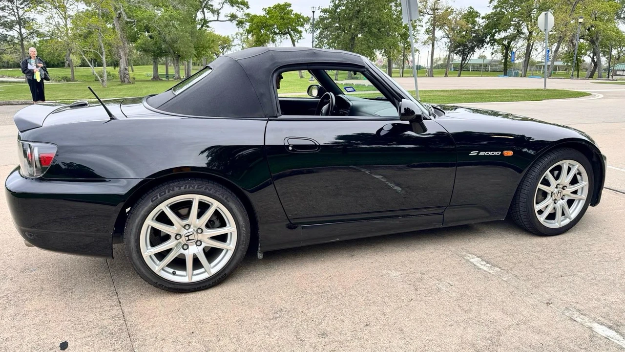 2005 Honda AP2 S2000 - Image 14 of 31