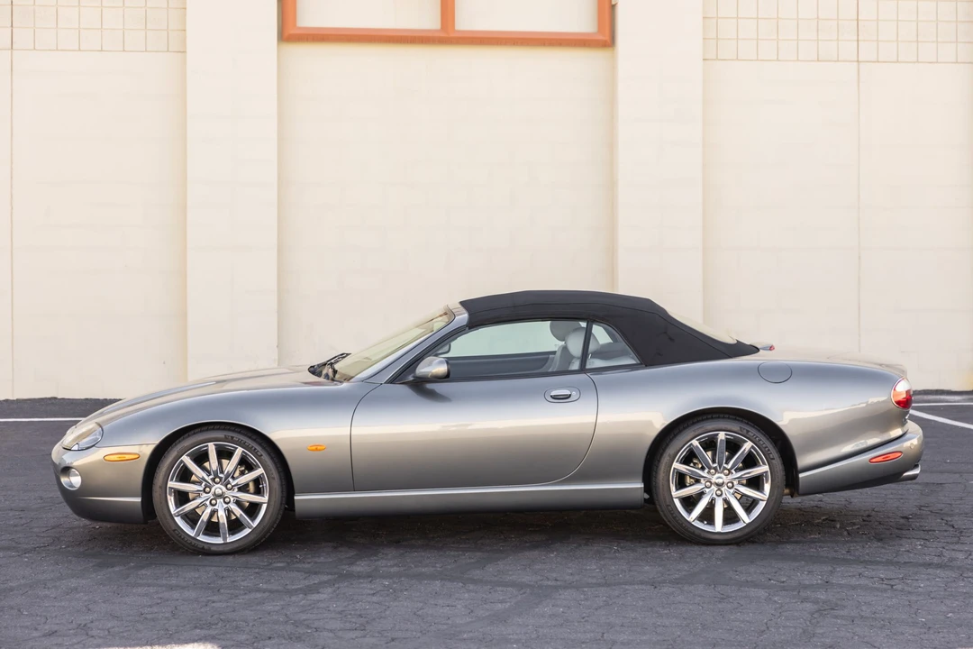 2005 Jaguar X100 XK8 - Image 17 of 31