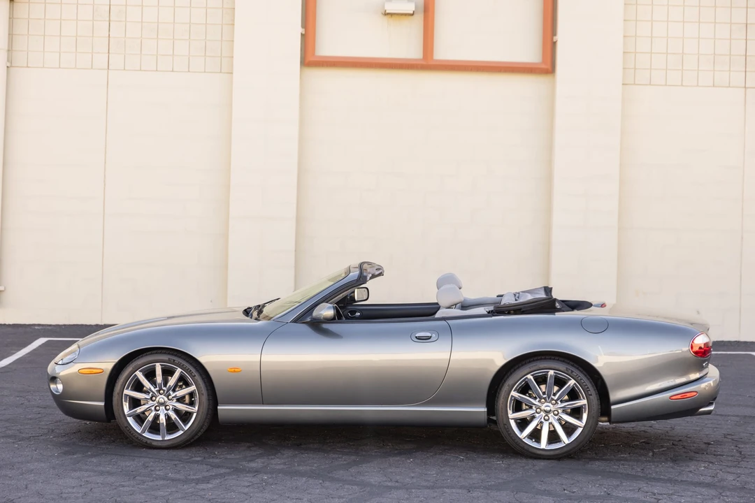 2005 Jaguar X100 XK8 - Image 9 of 31