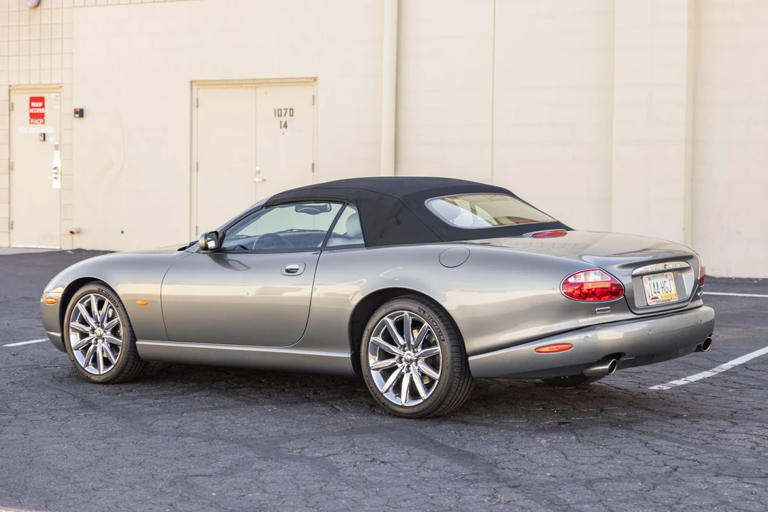 2005 Jaguar X100 XK8 - Image 16 of 31