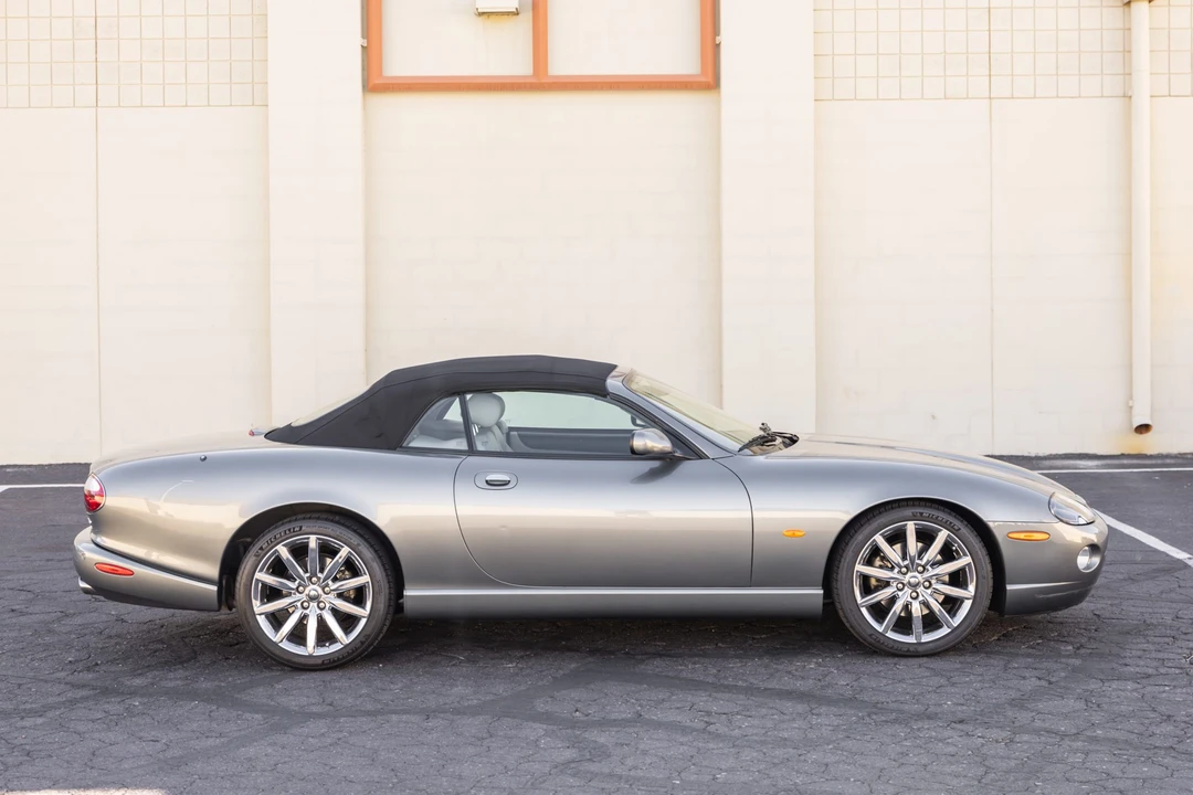 2005 Jaguar X100 XK8 - Image 13 of 31