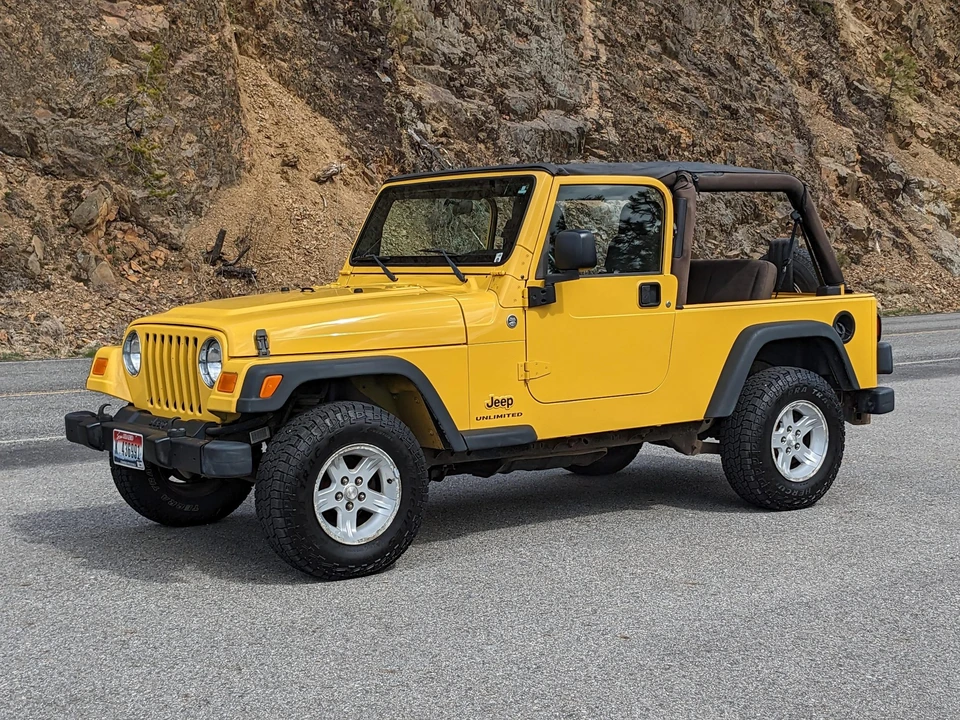 2005 Jeep TJ Wrangler - Image 15 of 31