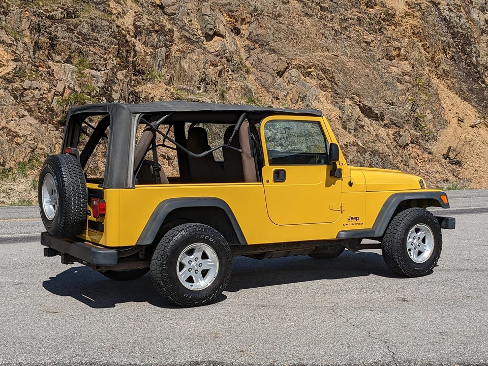 2005 Jeep TJ Wrangler - Image 14 of 31