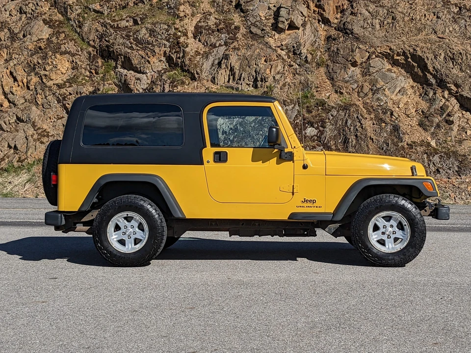 2005 Jeep TJ Wrangler - Image 8 of 31