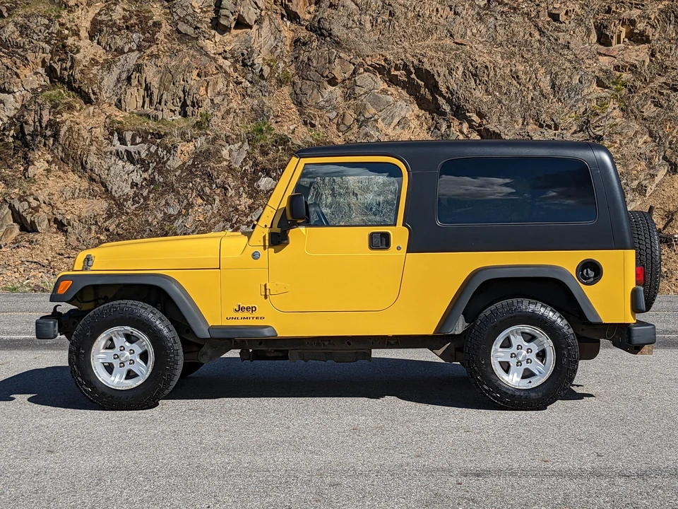 2005 Jeep TJ Wrangler - Image 5 of 31
