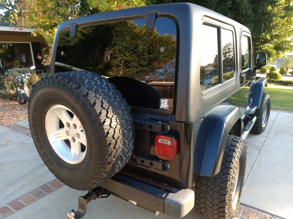 2005 Jeep TJ Wrangler - Image 21 of 31