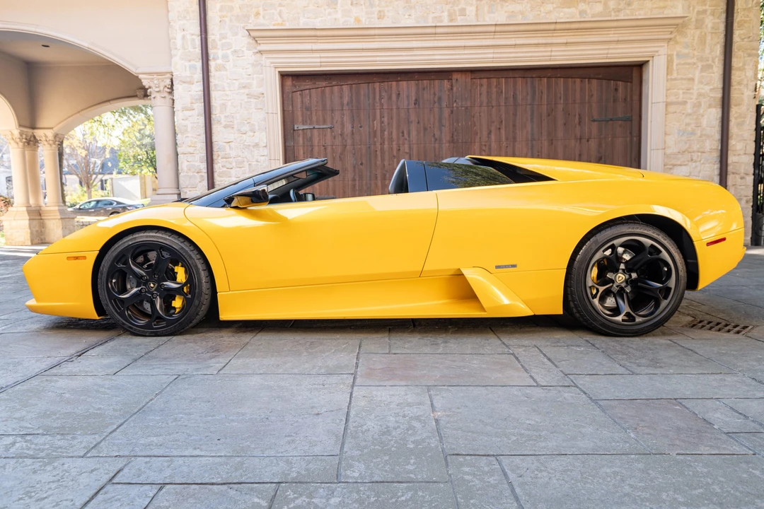 2005 Lamborghini Murcielago - Image 2 of 31
