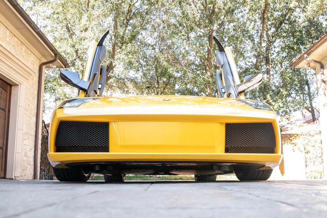 2005 Lamborghini Murcielago - Image 14 of 31