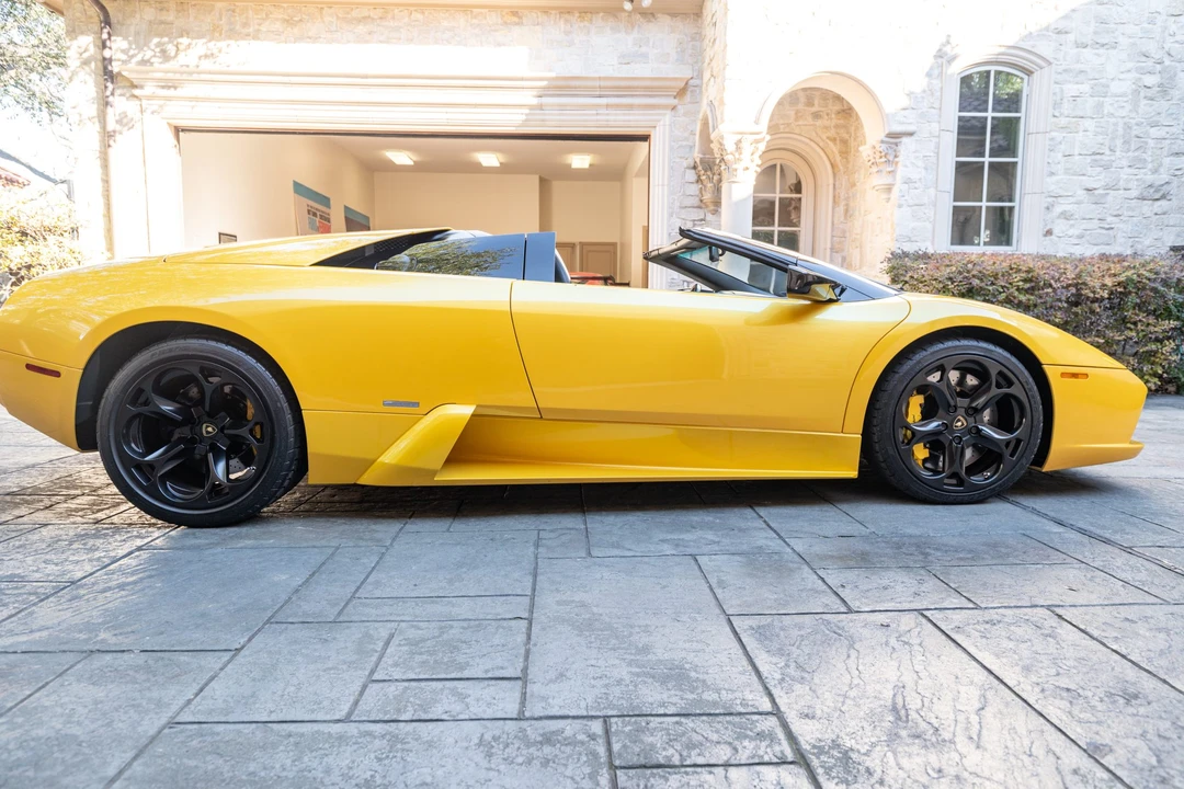 2005 Lamborghini Murcielago - Image 9 of 31
