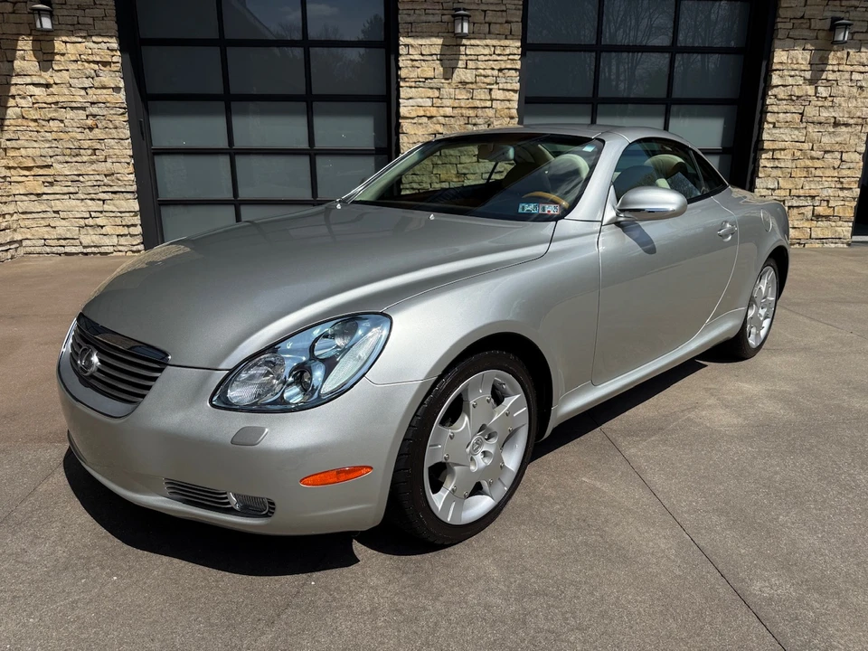 2005 Lexus SC430 - Image 11 of 31