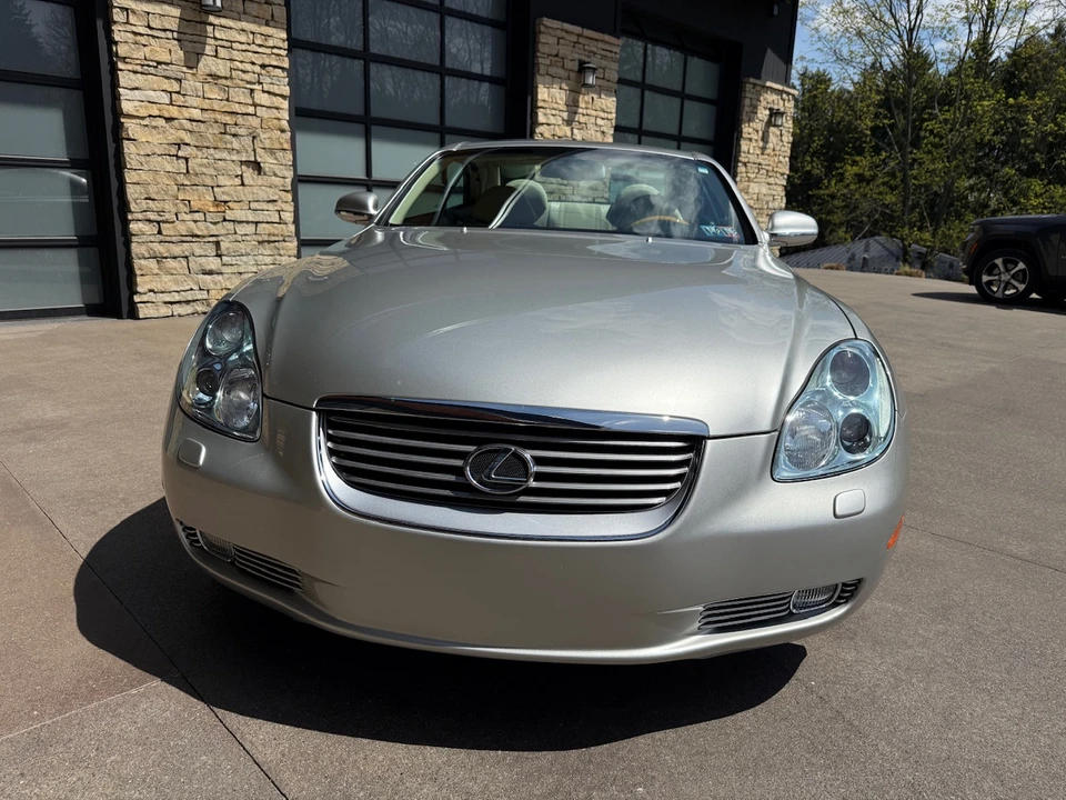 2005 Lexus SC430 - Image 9 of 31