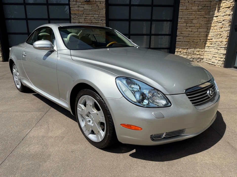 2005 Lexus SC430 - Image 18 of 31
