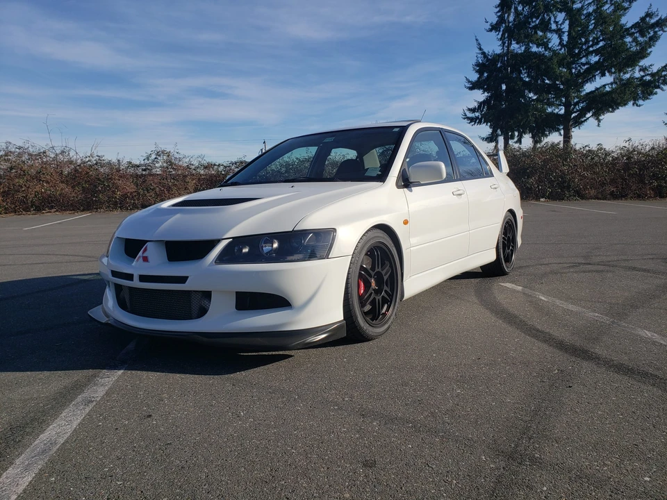 2005 Mitsubishi Lancer Evolution VIII 7th Gen - Image 2 of 31