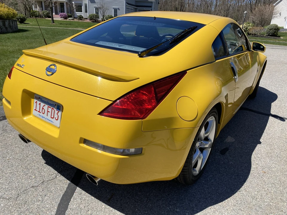 2005 Nissan 350Z 5th Gen - Image 18 of 31