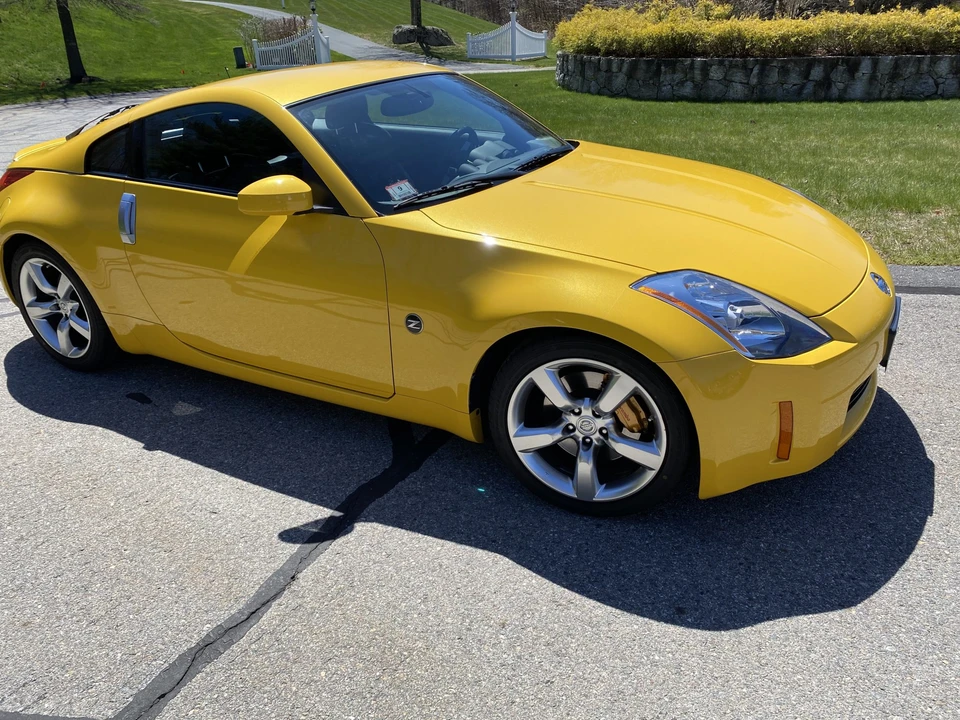 2005 Nissan 350Z 5th Gen - Image 2 of 31