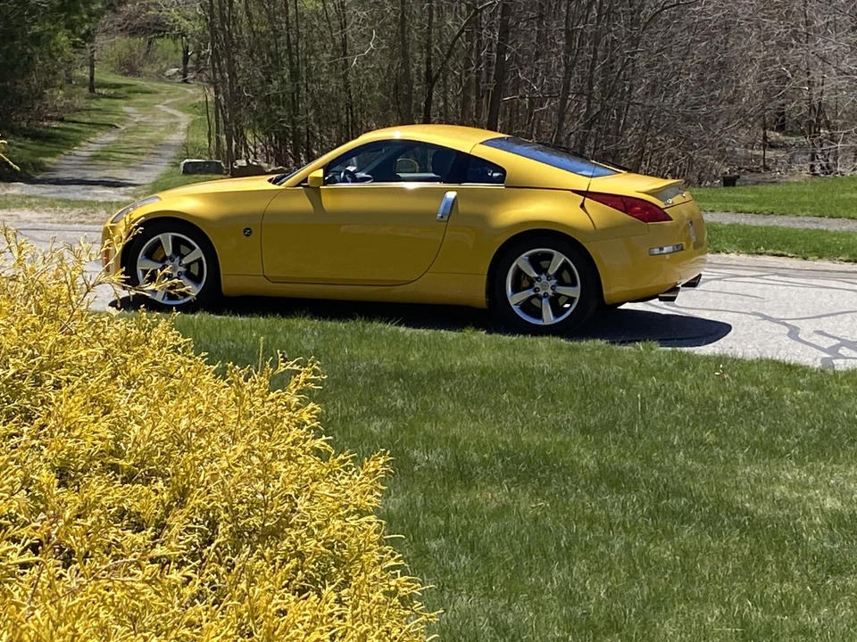 2005 Nissan 350Z 5th Gen - Image 11 of 31