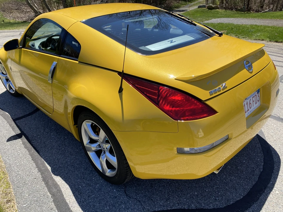 2005 Nissan 350Z 5th Gen - Image 15 of 31