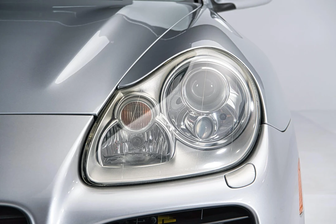 2005 Porsche 955/957 Cayenne Turbo - Image 17 of 31