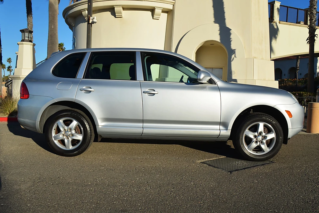 2005 Porsche 955/957 Cayenne - Image 10 of 31