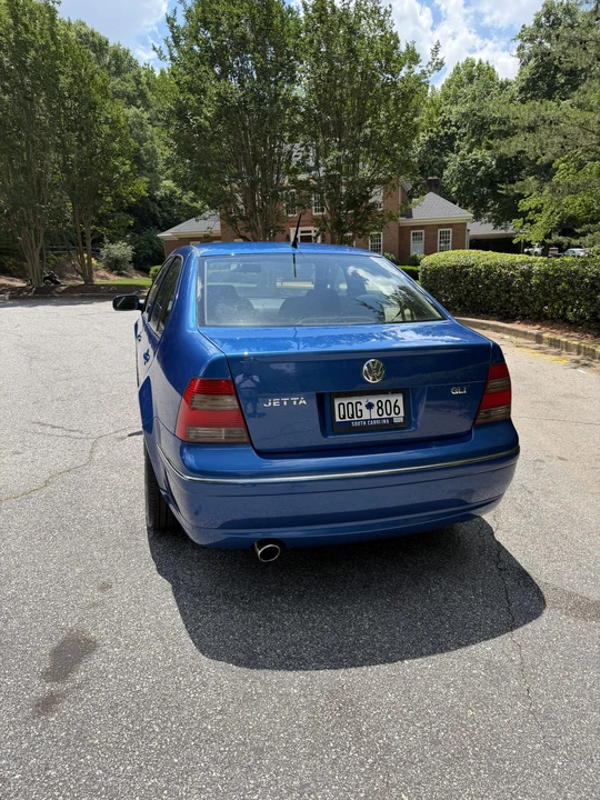 2005 Volkswagen A4 Jetta - Image 10 of 31