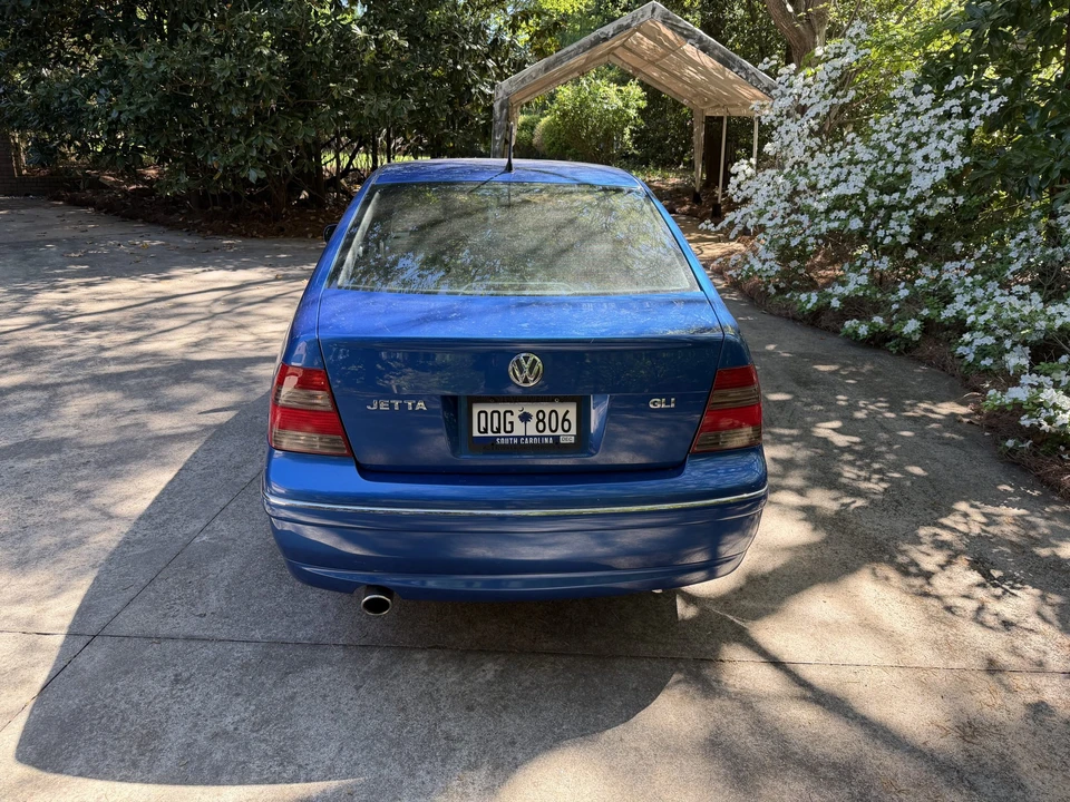 2005 Volkswagen A4 Jetta - Image 9 of 31