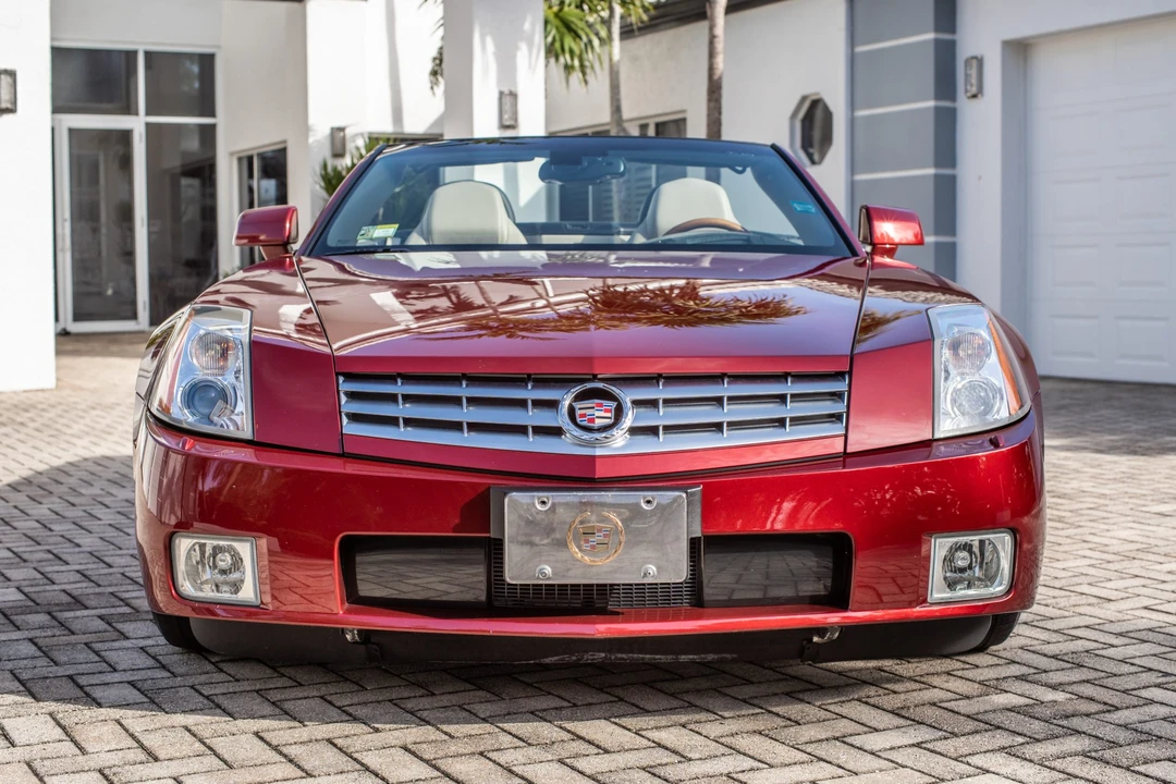 2006 Cadillac XLR - Image 3 of 31