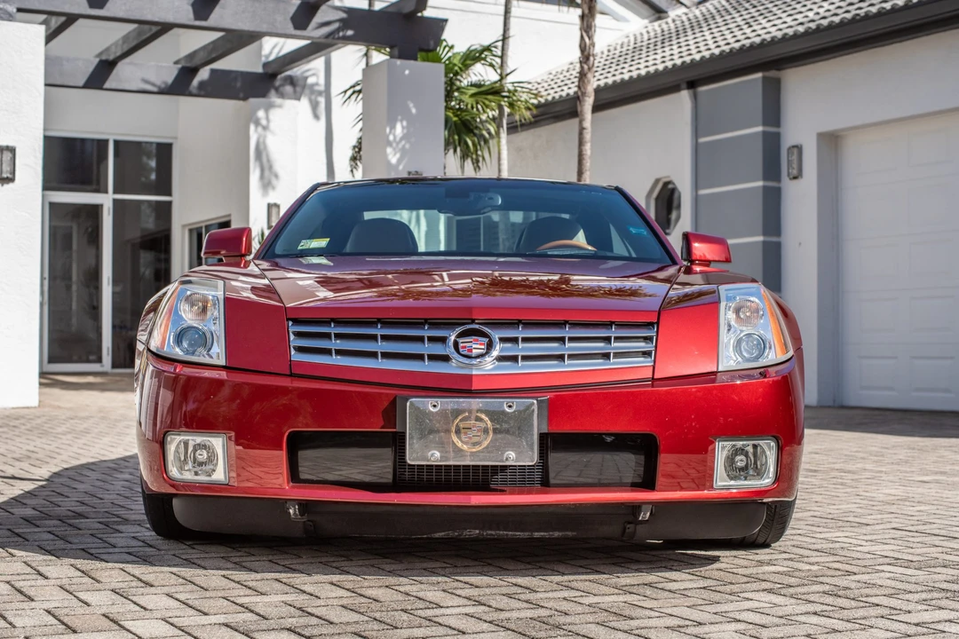 2006 Cadillac XLR - Image 11 of 31