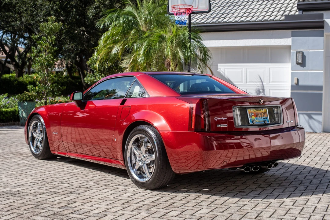2006 Cadillac XLR - Image 16 of 31