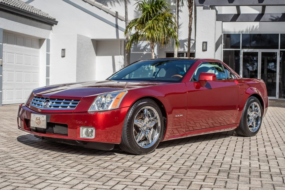 2006 Cadillac XLR - Image 10 of 31