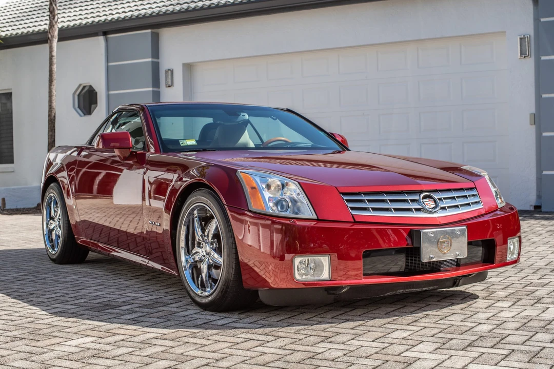2006 Cadillac XLR - Image 12 of 31