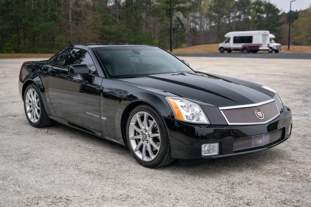 2006 Cadillac XLR-V - Image 9 of 31