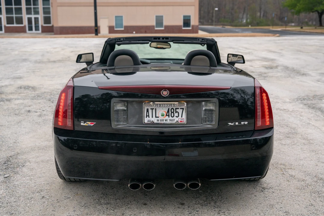 2006 Cadillac XLR-V - Image 15 of 31