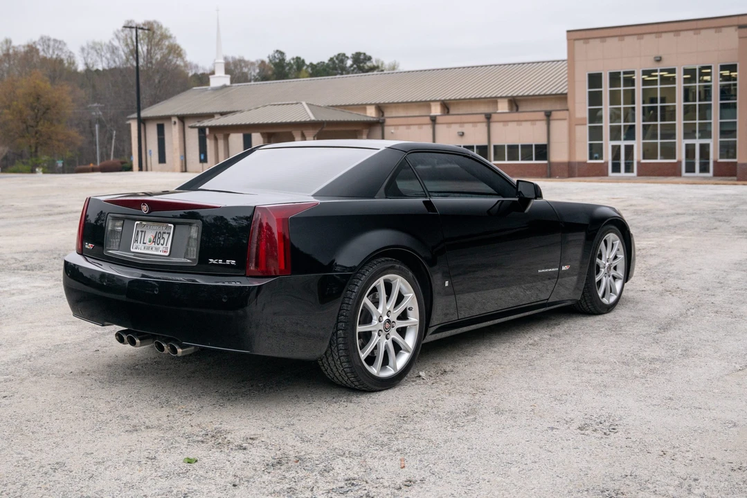 2006 Cadillac XLR-V - Image 6 of 31