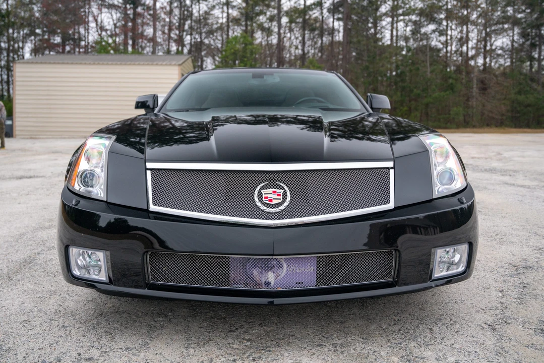 2006 Cadillac XLR-V - Image 10 of 31