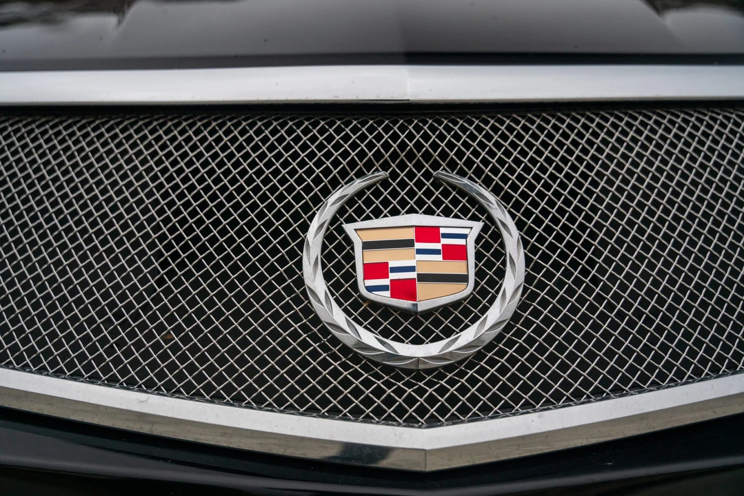 2006 Cadillac XLR-V - Image 27 of 31