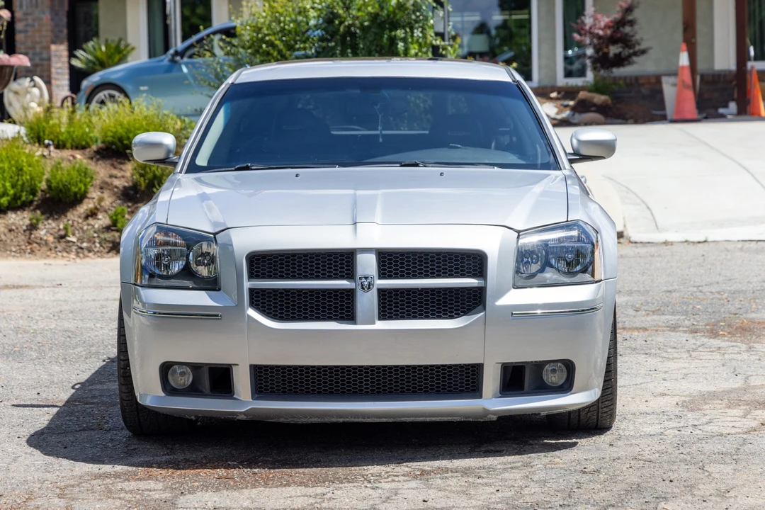 2006 Dodge Magnum SRT8 2nd Gen - Image 10 of 31