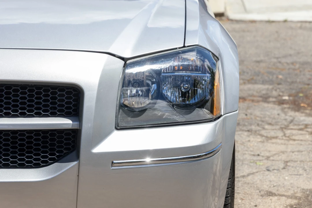 2006 Dodge Magnum SRT8 2nd Gen - Image 14 of 31