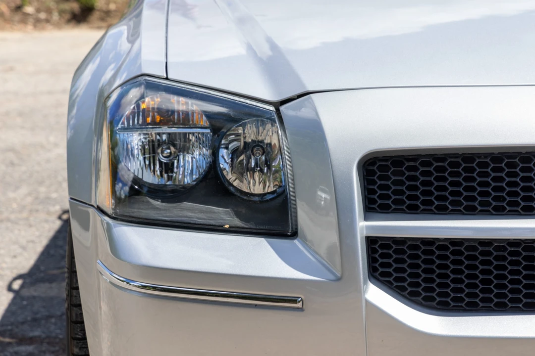 2006 Dodge Magnum SRT8 2nd Gen - Image 12 of 31