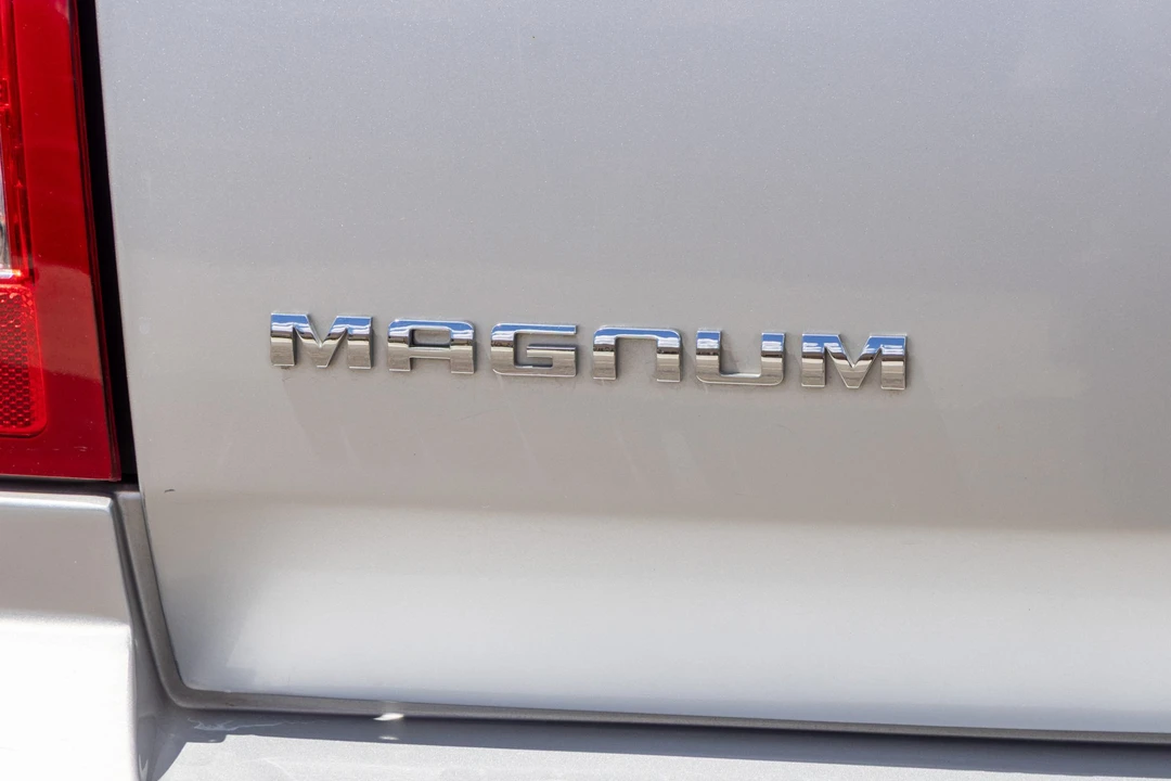 2006 Dodge Magnum SRT8 2nd Gen - Image 23 of 31