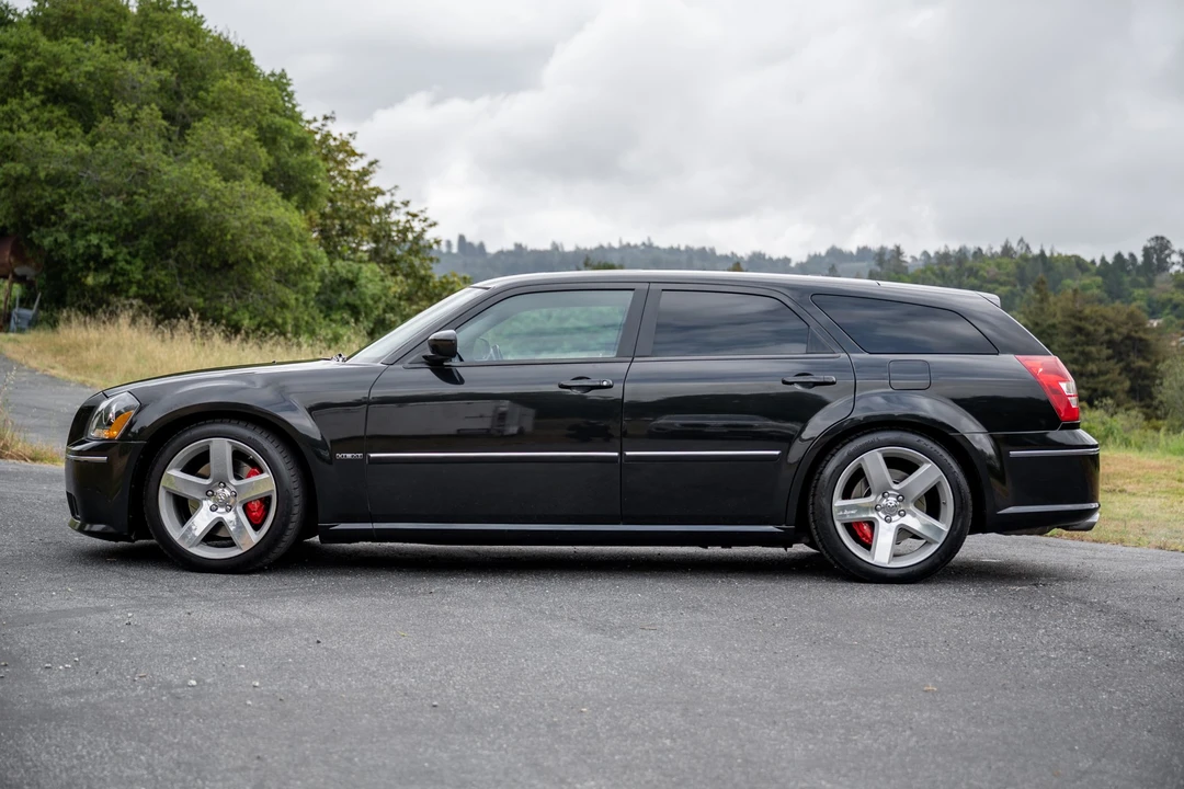 2006 Dodge Magnum SRT8 2nd Gen - Image 3 of 31