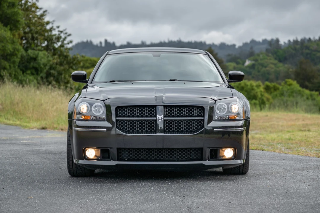 2006 Dodge Magnum SRT8 2nd Gen - Image 13 of 31