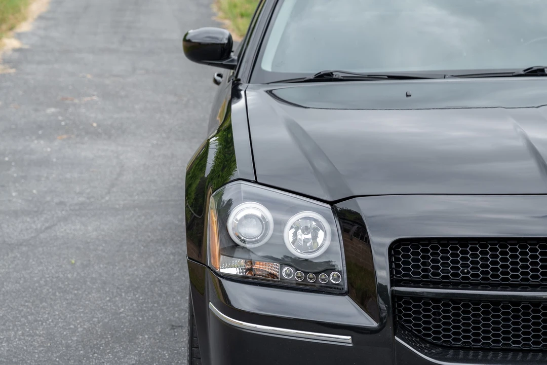 2006 Dodge Magnum SRT8 2nd Gen - Image 14 of 31