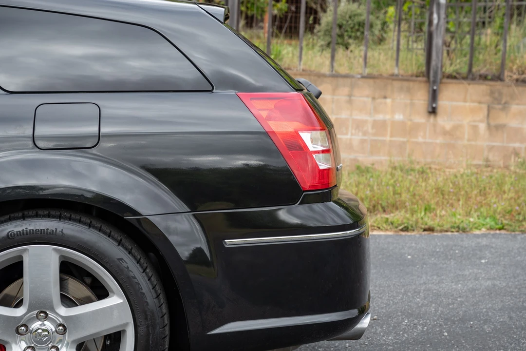 2006 Dodge Magnum SRT8 2nd Gen - Image 26 of 31