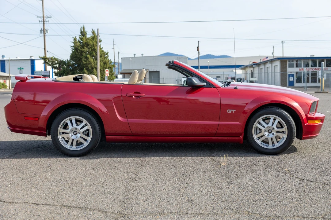 2006 Ford S197 Mustang GT - Image 4 of 31