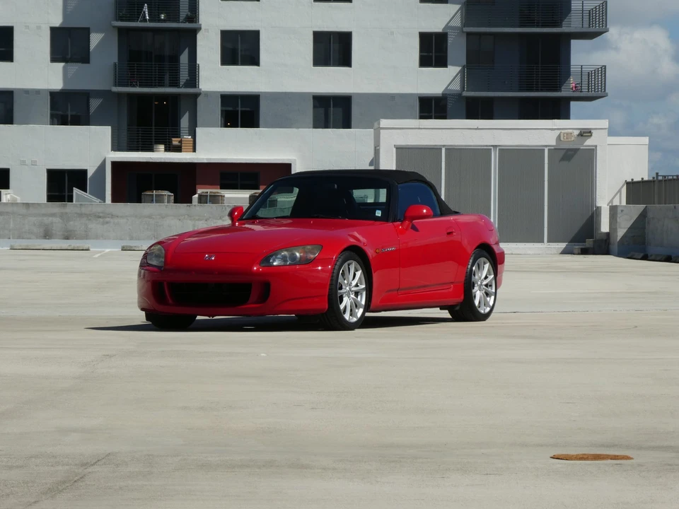 2006 Honda AP2 S2000 - Image 2 of 31