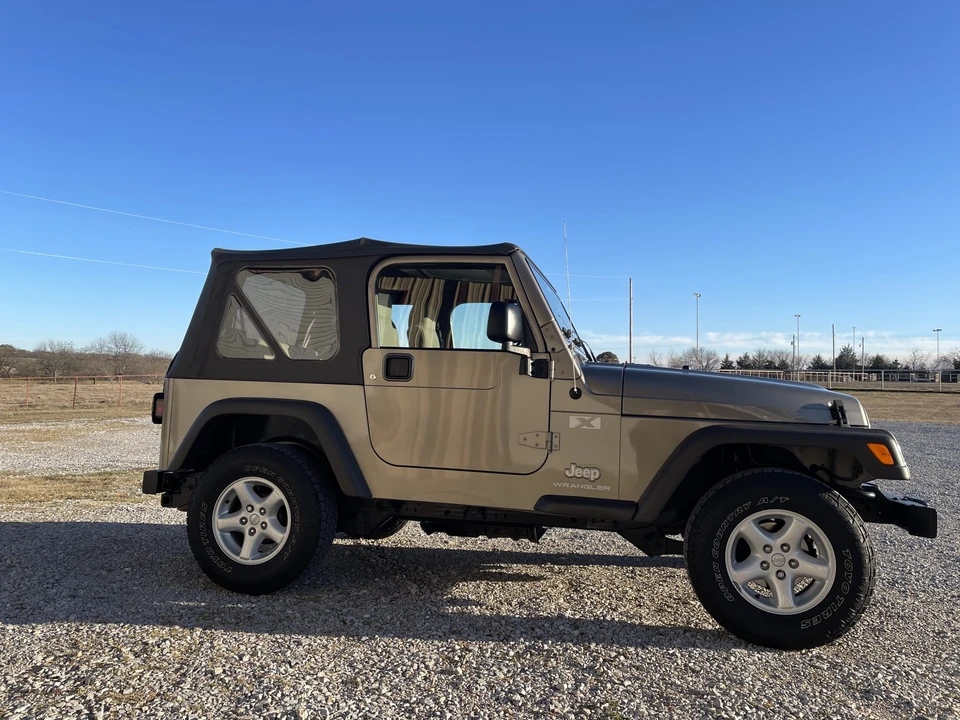 2006 Jeep TJ Wrangler - Image 15 of 31
