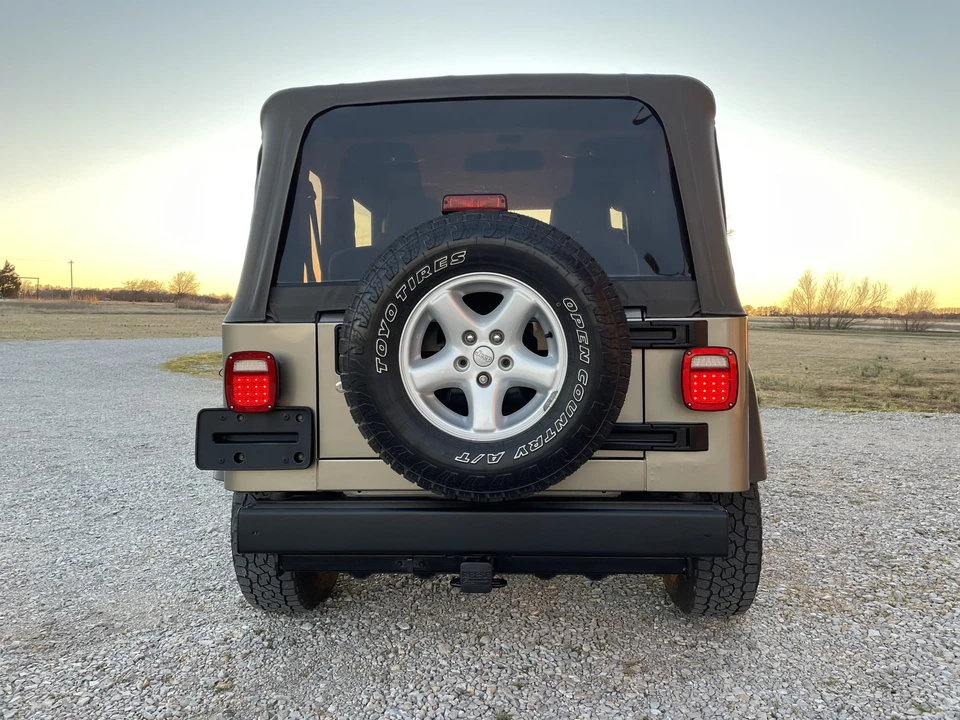 2006 Jeep TJ Wrangler - Image 10 of 31